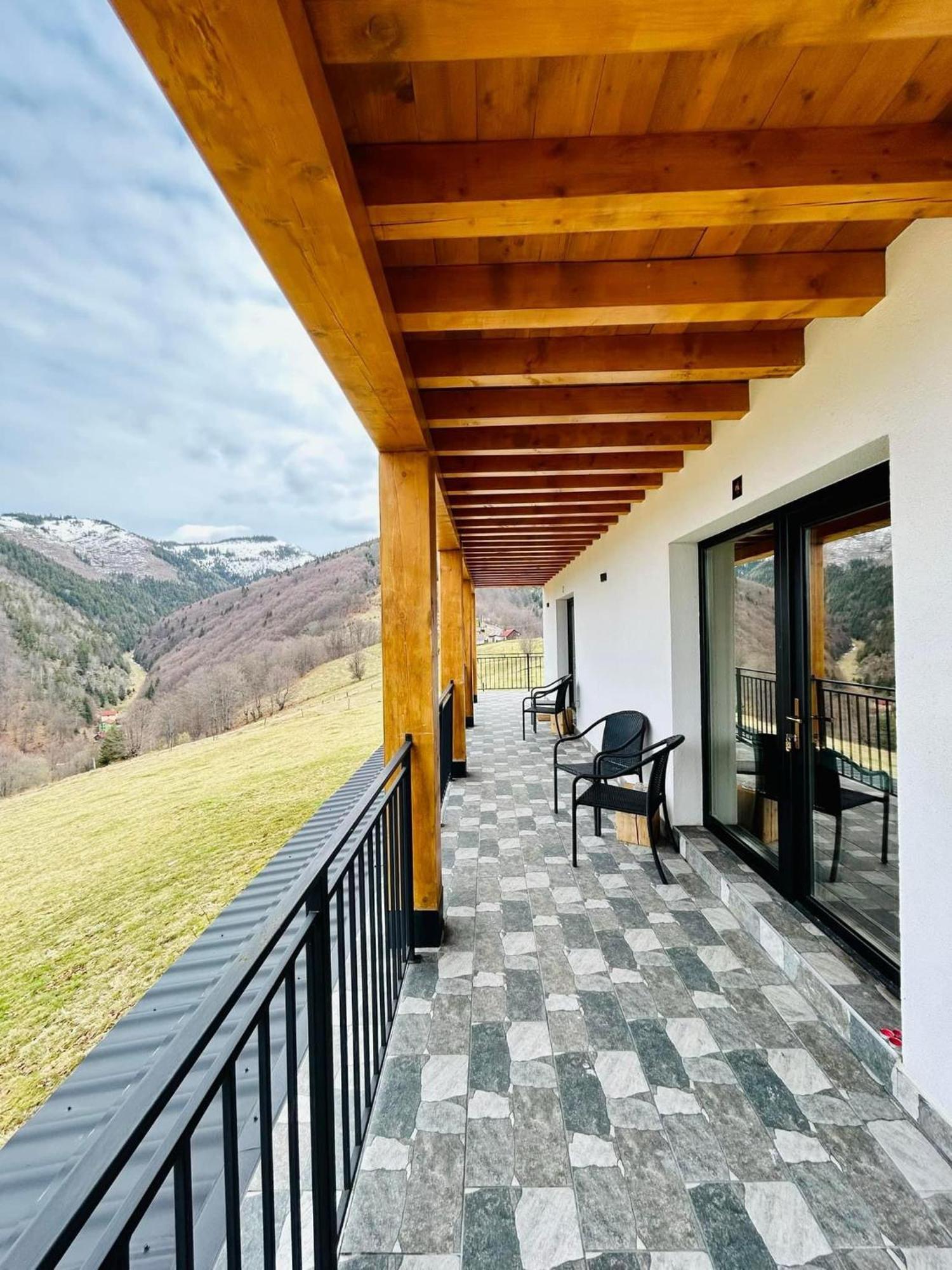Villa Wild Rooms Jiet Exterior foto
